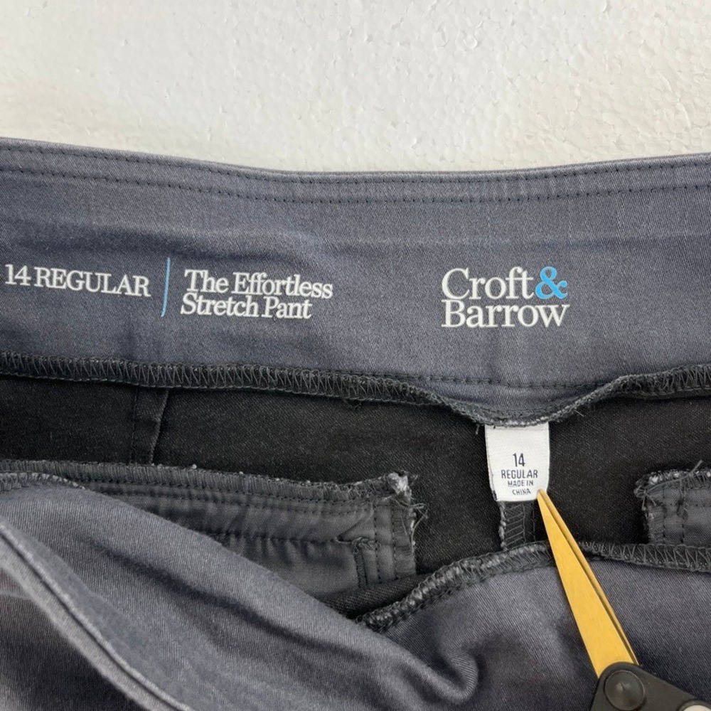 Croft & Barrow Womens Size 14 Gray Effortless Stretch Pants Straight Leg Pull on - Picture 3 of 11